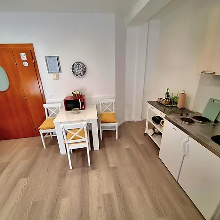 Apartament Midnight *