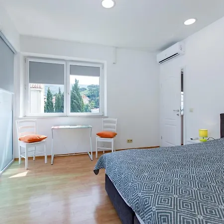 Midnight * 杜布罗夫尼克