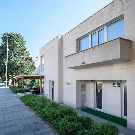 Midnight * Ντουμπρόβνικ